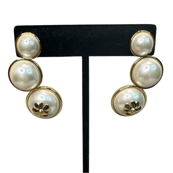 KATE SPADE ♠️ FLOWER EMBLEM EARRINGS NWT - Picture 4 of 6